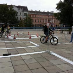 kozlekedesbiztonsagi-nap-gyor-021.jpg